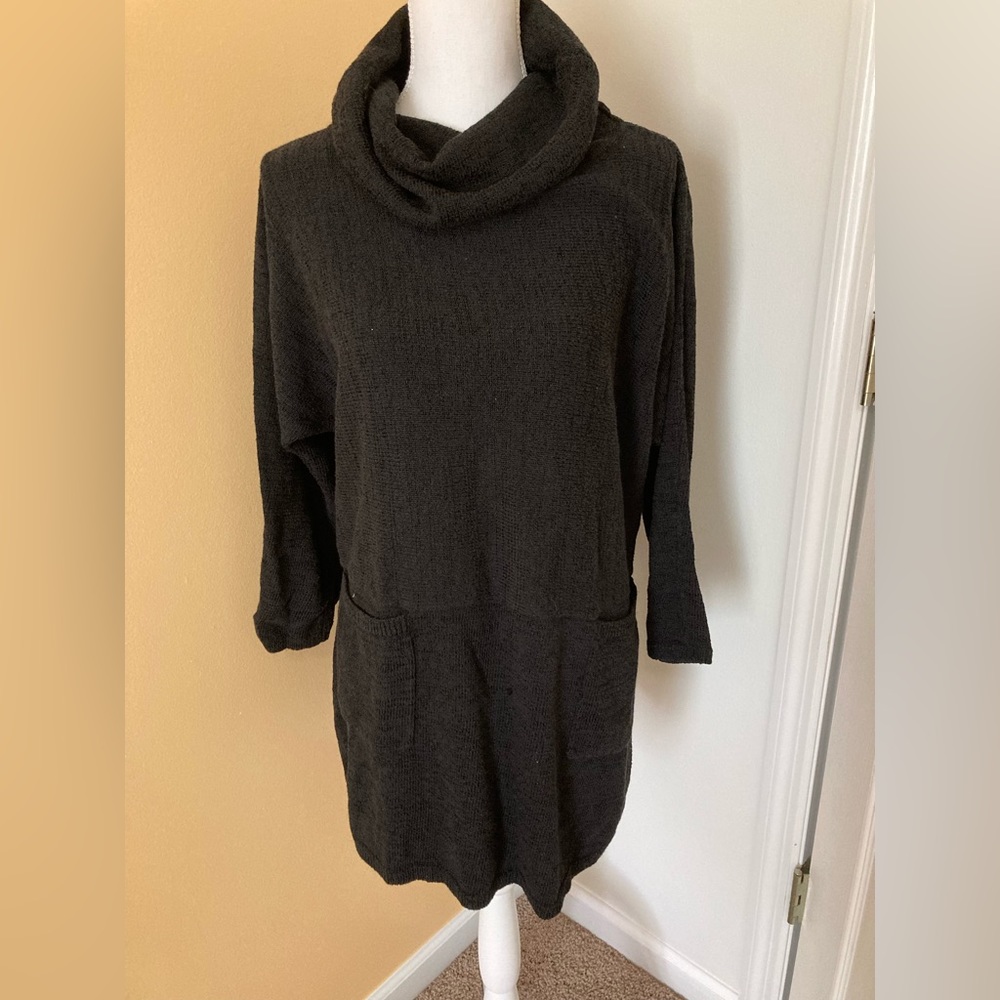 Paris sweater